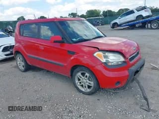 ✅ 2010 Kia Soul + • VIN: KNDJT2A21A7145340 • Лот: 43055681. Опубликован ранее на IAAI с пробегом Не указан. Бесплатный доступ к архиву аукционных продаж из США и подробный отчёт об истории автомобиля на DreamBid. Изображение 1.