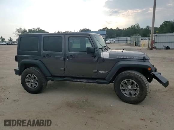 ✅ 2017 Jeep Wrangler Unlimited Rubicon • VIN: 1C4HJWFGXHL526668 • Lot: 69505105. Wystawiony na Copart z przebiegiem 73 230 mil. Bezpłatny archiwum sprzedaży aukcyjnych z USA i szczegółowy raport historii pojazdu na DreamBid. Zdjęcie 14.