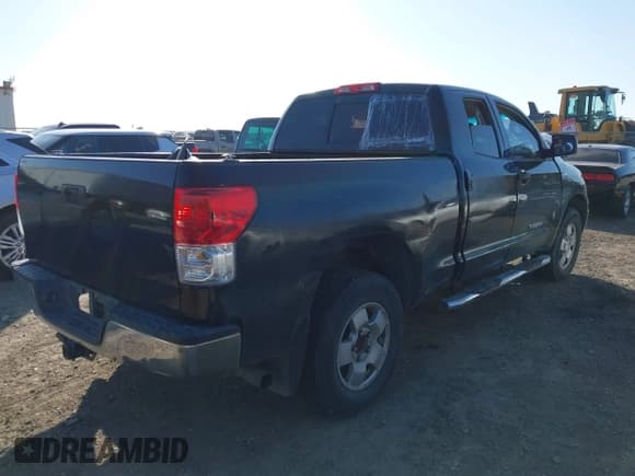 ✅ 2013 Toyota Tundra • VIN: 5TFRY5F11DX141198 • Lot: 41984854. Wystawiony na IAAI z przebiegiem 313 463 mil. Bezpłatny archiwum sprzedaży aukcyjnych z USA i szczegółowy raport historii pojazdu na DreamBid. Zdjęcie 4.