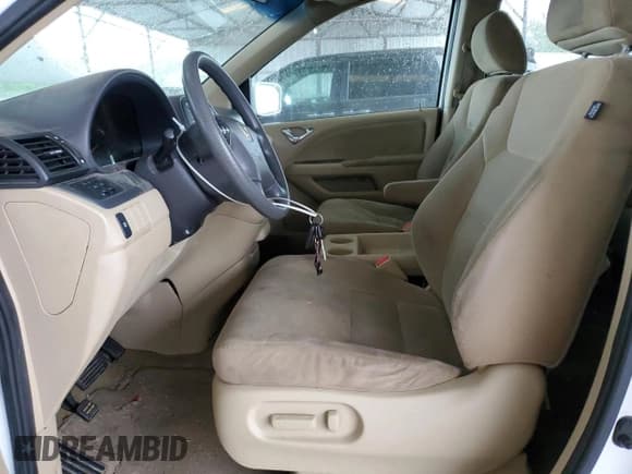 ✅ 2010 Honda Odyssey EX • VIN: 5FNRL3H45AB067462 • Lot: 53155085. Listed on Copart with 252,973 mi. Free auction sales archive from the USA and detailed vehicle history report at DreamBid. Image 7.