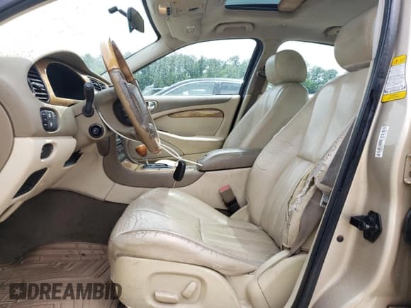 ✅ 2003 Jaguar S-Type • VIN: SAJEA01T83FM92825 • Lot: 59464685. Listed on Copart with 181,894 mi. Free auction sales archive from the USA and detailed vehicle history report at DreamBid. Image 7.
