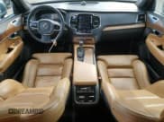 ✅ 2017 Volvo XC90 Inscription • VIN: YV4A22PL5H1187717 • Lot: 87473425. Wystawiony na Copart z przebiegiem 76 808 mil. Bezpłatny archiwum sprzedaży aukcyjnych z USA i szczegółowy raport historii pojazdu na DreamBid. Zdjęcie 8.