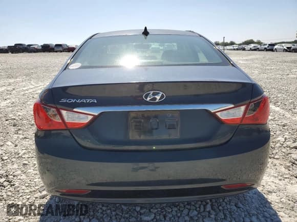 ✅ 2011 Hyundai Sonata GLS • VIN: 5NPEB4AC9BH257504 • Lot: 69146474. Listed on Copart with 114,826 mi. Free auction sales archive from the USA and detailed vehicle history report at DreamBid. Image 6.
