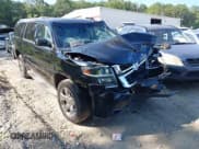 ✅ 2015 Chevrolet Suburban LT • VIN: 1GNSKJKC2FR505761 • Lot: 42797568. Wystawiony na IAAI z przebiegiem 206 702 mil. Bezpłatny archiwum sprzedaży aukcyjnych z USA i szczegółowy raport historii pojazdu na DreamBid. Zdjęcie 1.