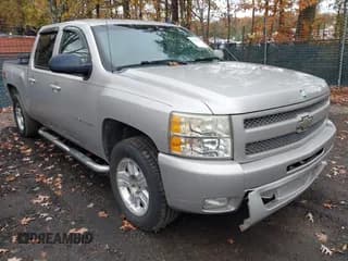 ✅ 2009 Chevrolet Silverado 1500 LT • VIN: 3GCEK23369G225372 • Lot: 43665477. Listed on IAAI with 248,948 mi. Free auction sales archive from the USA and detailed vehicle history report at DreamBid. Image 1.