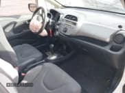 ✅ 2013 Honda Fit • VIN: JHMGE8H31DC019866 • Lot: 38914431. Listed on IAAI with 271,319 mi. Free auction sales archive from the USA and detailed vehicle history report at DreamBid. Image 5.