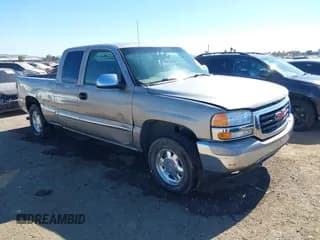 ✅ 2002 GMC Sierra 1500 SLE • VIN: 2GTEK19T121357441 • Лот: 42769835. Опубликован ранее на IAAI с пробегом 214 966 миль. Бесплатный доступ к архиву аукционных продаж из США и подробный отчёт об истории автомобиля на DreamBid. Изображение 1.
