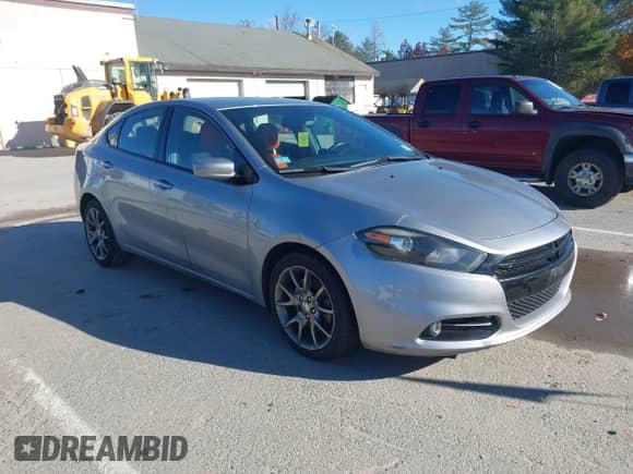 2015 Dodge Dart SXT with VIN 1C3CDFBB9FD116600, listed as a IAAI auction lot 43622917 with 124,109 mi miles and . Bid and sale history available at DreamBid. Image 1.