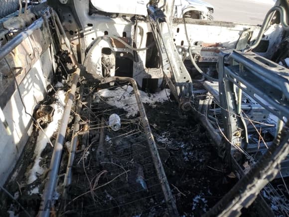 ✅ 2011 GMC Sierra 2500HD Work Truck • VIN: 1GT22ZCG1BZ431316 • Лот: 44495405. Опубликован ранее на Copart с пробегом Не указан. Бесплатный доступ к архиву аукционных продаж из США и подробный отчёт об истории автомобиля на DreamBid. Изображение 11.