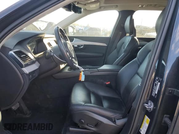 ✅ 2021 Volvo XC90 Momentum • VIN: YV4102PK6M1714509 • Лот: 86405865. Опубликован ранее на Copart с пробегом 46 091 миль. Бесплатный доступ к архиву аукционных продаж из США и подробный отчёт об истории автомобиля на DreamBid. Изображение 7.