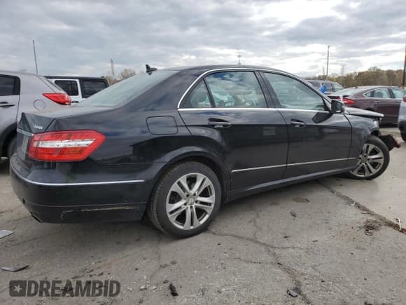✅ 2011 Mercedes-Benz E 350 Luxury • VIN: WDDHF8HB5BA306958 • Lot: 90485065. Wystawiony na Copart z przebiegiem 181 770 mil. Bezpłatny archiwum sprzedaży aukcyjnych z USA i szczegółowy raport historii pojazdu na DreamBid. Zdjęcie 3.