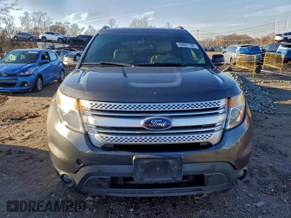✅ 2015 Ford Explorer XLT • VIN: 1FM5K8D80FGA71242 • Лот: 94831105. Опубликован ранее на Copart с пробегом 197 966 миль. Бесплатный доступ к архиву аукционных продаж из США и подробный отчёт об истории автомобиля на DreamBid. Изображение 5.
