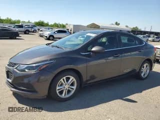 ✅ 2017 Chevrolet Cruze LT • VIN: 1G1BE5SM9H7256060 • Лот: 47803193. Опубликован ранее на Copart с пробегом 57 158 миль. Бесплатный доступ к архиву аукционных продаж из США и подробный отчёт об истории автомобиля на DreamBid. Изображение 1.
