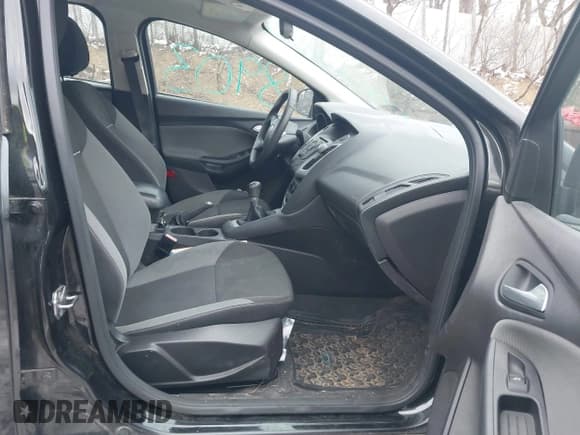 ✅ 2012 Ford Focus SE • VIN: 1FAHP3F26CL421156 • Lot: 43858903. Listed on IAAI with 181,653 mi. Free auction sales archive from the USA and detailed vehicle history report at DreamBid. Image 5.