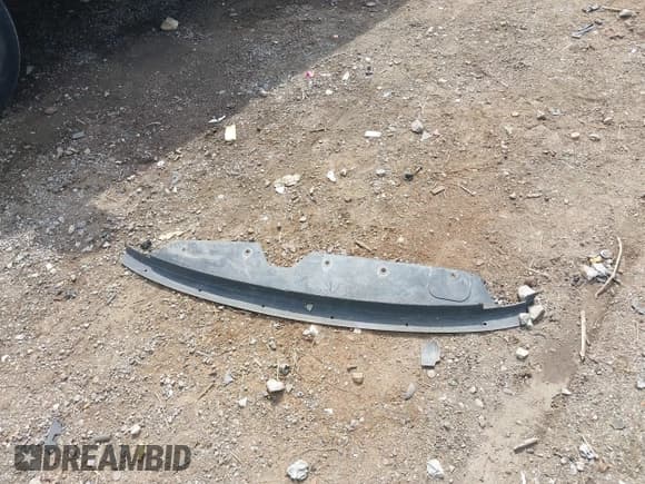 ✅ 2018 Chevrolet Colorado 2WD Z71 • VIN: 1GCGSDEN8J1209843 • Лот: 43040967. Опубликован ранее на IAAI с пробегом 159 941 миль. Бесплатный доступ к архиву аукционных продаж из США и подробный отчёт об истории автомобиля на DreamBid. Изображение 12.