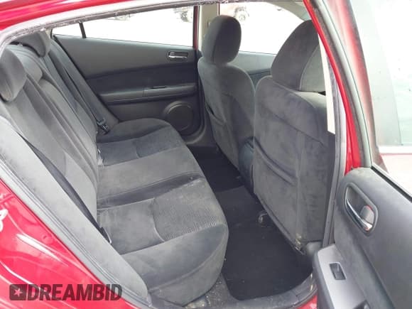 ✅ 2009 Mazda 6 i Grand Touring • VIN: 1YVHP82AX95M33869 • Lot: 41709478. Listed on IAAI with 163,682 mi. Free auction sales archive from the USA and detailed vehicle history report at DreamBid. Image 8.