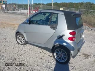 ✅ 2008 Smart fortwo Passion • VIN: WMEEK31X48K165614 • Lot: 43472802. Wystawiony na IAAI z przebiegiem 100 939 mil. Bezpłatny archiwum sprzedaży aukcyjnych z USA i szczegółowy raport historii pojazdu na DreamBid. Zdjęcie 3.