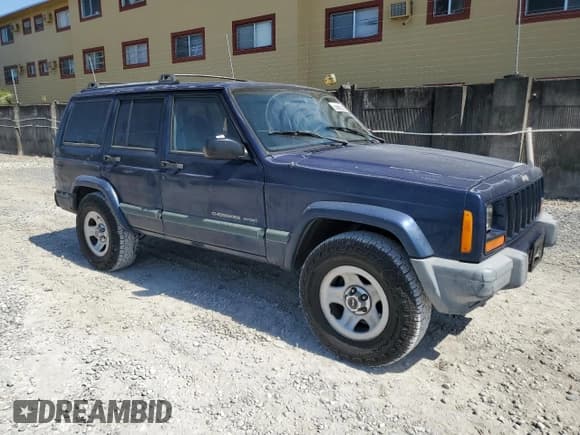 ✅ 2001 Jeep Cherokee Sport • VIN: 1J4FT48S51L514175 • Lot: 56869215. Wystawiony na Copart z przebiegiem 294 554 mil. Bezpłatny archiwum sprzedaży aukcyjnych z USA i szczegółowy raport historii pojazdu na DreamBid. Zdjęcie 4.