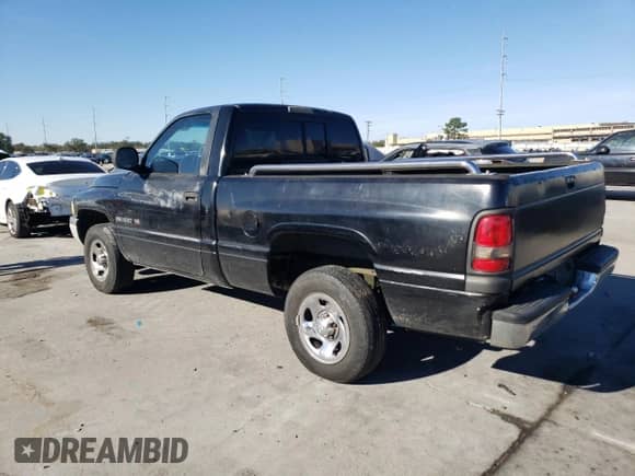 2000 Dodge 1500 Work Special с VIN 1B7HC16X7YS578908, выставлен на аукционе Copart как лот 83664494 с пробегом 395 307 миль миль и На запчасти • Non repairable. История ставок и продаж доступна на DreamBid. Изображение 2.