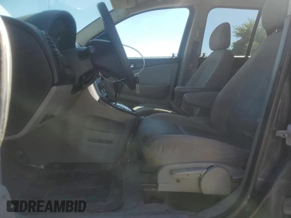 ✅ 2007 Saturn VUE I4 Hybrid • VIN: 5GZCZ33Z97S854643 • Lot: 81013165. Wystawiony na Copart z przebiegiem 194 889 mil. Bezpłatny archiwum sprzedaży aukcyjnych z USA i szczegółowy raport historii pojazdu na DreamBid. Zdjęcie 7.