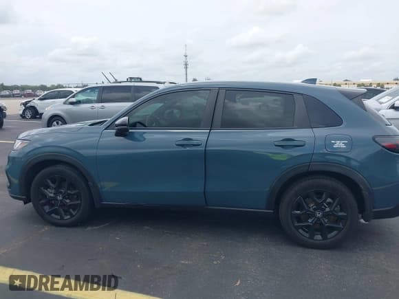 ✅ 2023 Honda HR-V Sport • VIN: 3CZRZ1H54PM709227 • Lot: 42768340. Listed on IAAI with 40,209 mi. Free auction sales archive from the USA and detailed vehicle history report at DreamBid. Image 14.