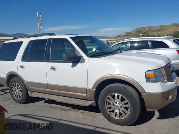 ✅ 2012 Ford Expedition XLT • VIN: 1FMJU1H5XCEF58911 • Lot: 41966461. Listed on IAAI with 167,643 mi. Free auction sales archive from the USA and detailed vehicle history report at DreamBid. Image 13.