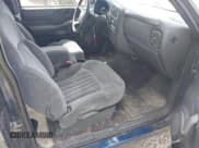 ✅ 2001 Chevrolet S-10 LS • VIN: 1GCCS19W018121862 • Лот: 41932847. Опубликован ранее на IAAI с пробегом 83 728 миль. Бесплатный доступ к архиву аукционных продаж из США и подробный отчёт об истории автомобиля на DreamBid. Изображение 5.