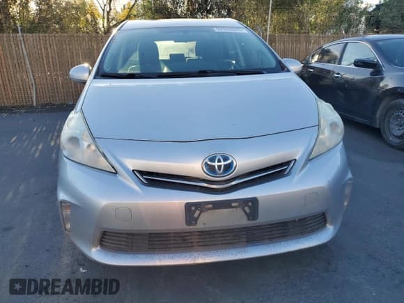 ✅ 2012 Toyota Prius Three • VIN: JTDZN3EU7C3047258 • Лот: 92928605. Опубликован ранее на Copart с пробегом 213 161 миль. Бесплатный доступ к архиву аукционных продаж из США и подробный отчёт об истории автомобиля на DreamBid. Изображение 5.