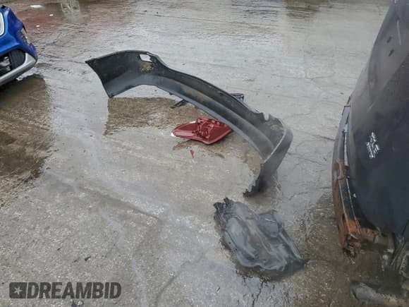 ✅ 2013 Toyota RAV4 XLE • VIN: JTMRFREV3DD027660 • Лот: 94106295. Опубликован ранее на Copart с пробегом 145 943 миль. Бесплатный доступ к архиву аукционных продаж из США и подробный отчёт об истории автомобиля на DreamBid. Изображение 13.