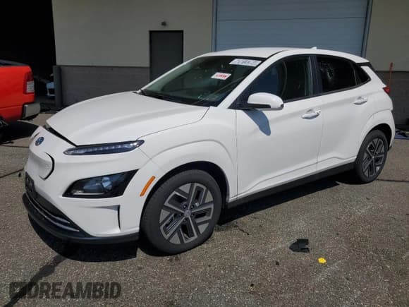 ✅ 2023 Hyundai Kona SE • VIN: KM8K23AGXPU180389 • Лот: 68912784. Опубликован ранее на Copart с пробегом 13 890 миль. Бесплатный доступ к архиву аукционных продаж из США и подробный отчёт об истории автомобиля на DreamBid. Изображение 1.