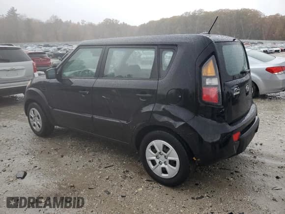 ✅ 2011 Kia Soul • VIN: KNDJT2A17B7234225 • Лот: 87399325. Опубликован ранее на Copart с пробегом 88 686 миль. Бесплатный доступ к архиву аукционных продаж из США и подробный отчёт об истории автомобиля на DreamBid. Изображение 2.