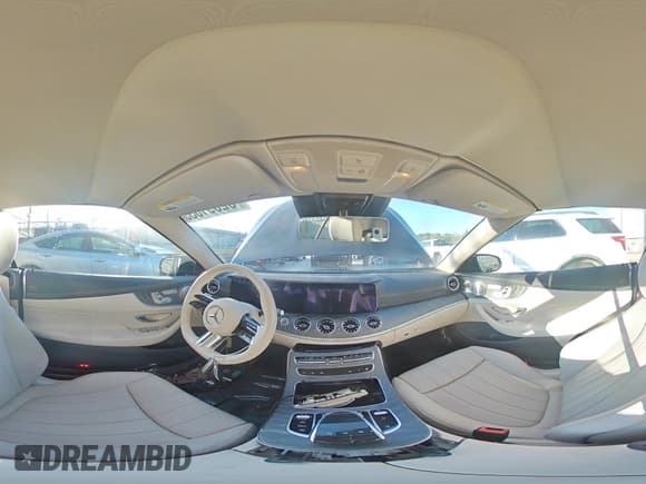 ✅ 2023 Mercedes-Benz E 450 • VIN: W1K1K5KB6PF201294 • Лот: 82091335. Опубликован ранее на Copart с пробегом 3 996 миль. Бесплатный доступ к архиву аукционных продаж из США и подробный отчёт об истории автомобиля на DreamBid. Изображение 15.