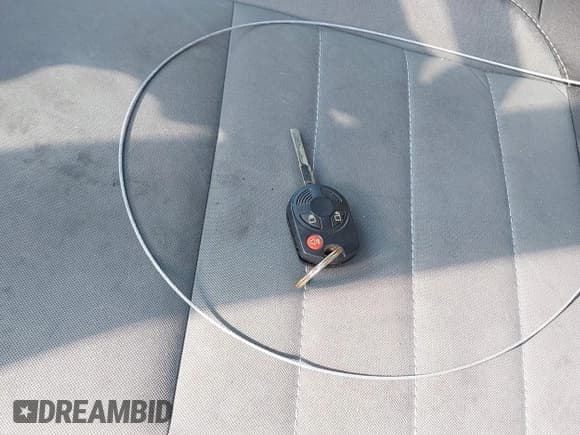 ✅ 2013 Ford Escape SE • VIN: 1FMCU0GX0DUD90385 • Лот: 42557540. Опубликован ранее на IAAI с пробегом 147 529 миль. Бесплатный доступ к архиву аукционных продаж из США и подробный отчёт об истории автомобиля на DreamBid. Изображение 11.