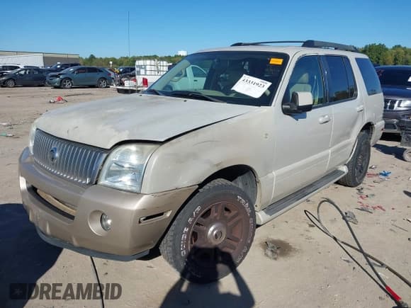 ✅ 2006 Mercury Mountaineer Luxury • VIN: 4M2EU47E06ZJ00536 • Lot: 43331923. Wystawiony na IAAI z przebiegiem 193 637 mil. Bezpłatny archiwum sprzedaży aukcyjnych z USA i szczegółowy raport historii pojazdu na DreamBid. Zdjęcie 17.