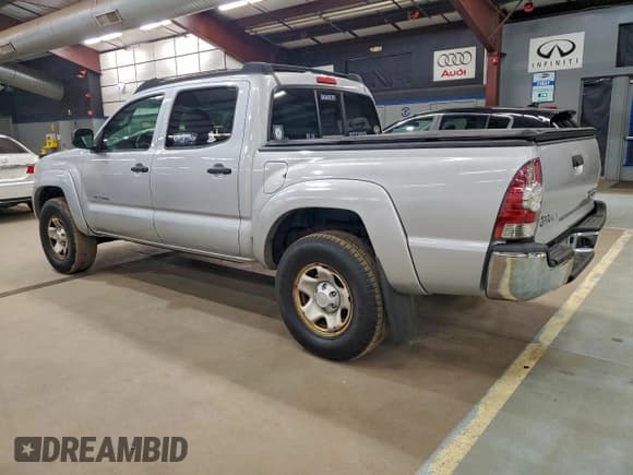 ✅ 2010 Toyota Tacoma PreRunner • VIN: 3TMJU4GN0AM097233 • Lot: 94135145. Wystawiony na Copart z przebiegiem 199 297 mil. Bezpłatny archiwum sprzedaży aukcyjnych z USA i szczegółowy raport historii pojazdu na DreamBid. Zdjęcie 2.