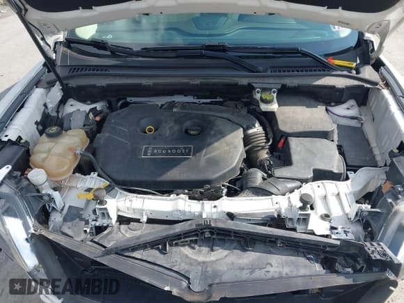 ✅ 2016 Lincoln MKC Select • VIN: 5LMTJ2DHXGUJ18266 • Lot: 42775080. Listed on IAAI with 102,755 mi. Free auction sales archive from the USA and detailed vehicle history report at DreamBid. Image 10.