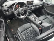 ✅ 2018 Audi S5 Premium Plus • VIN: WAUP4AF59JA070861 • Лот: 70875825. Опубликован ранее на Copart с пробегом 25 411 миль. Бесплатный доступ к архиву аукционных продаж из США и подробный отчёт об истории автомобиля на DreamBid. Изображение 8.