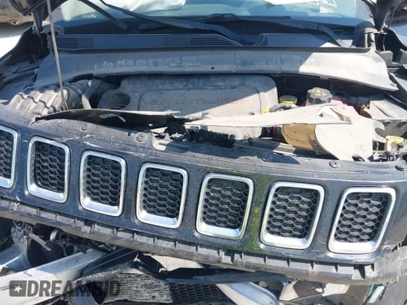 ✅ 2021 Jeep Compass Altitude • VIN: 3C4NJDBBXMT584084 • Lot: 42922865. Listed on IAAI with 77,068 mi. Free auction sales archive from the USA and detailed vehicle history report at DreamBid. Image 10.