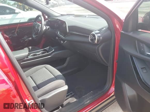 2025 Chevrolet Equinox FWD LT с VIN 3GNAXHEG1SL126238, выставлен на аукционе IAAI как лот 42084704 с пробегом 1 035 миль миль и . История ставок и продаж доступна на DreamBid. Изображение 5.