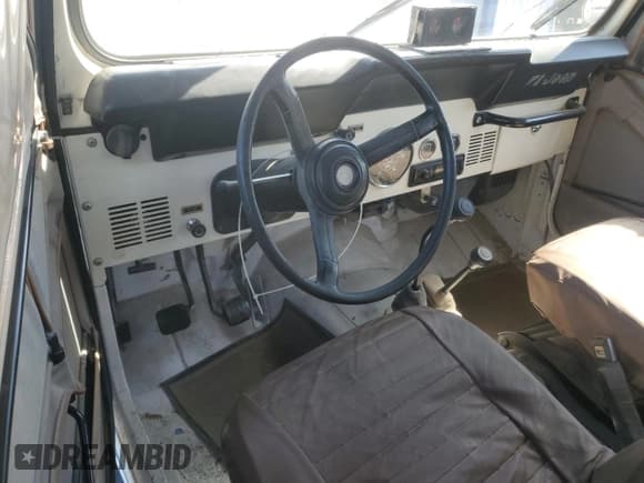 ✅ 1985 Jeep CJ • VIN: 1JCUM87AXFT052258 • Лот: 63073815. Опубликован ранее на Copart с пробегом 173 841 миль. Бесплатный доступ к архиву аукционных продаж из США и подробный отчёт об истории автомобиля на DreamBid. Изображение 8.