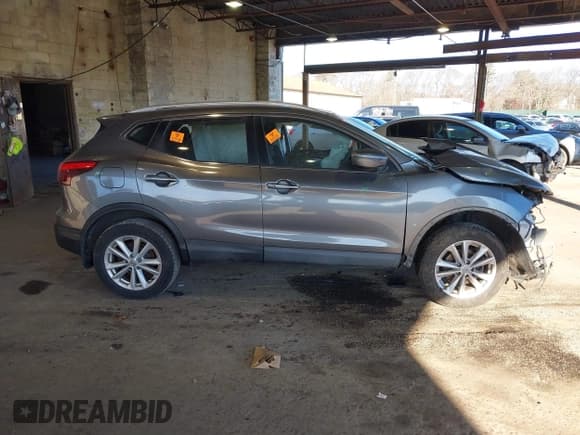 ✅ 2017 Nissan Rogue S • VIN: JN1BJ1CR0HW108734 • Лот: 41225721. Опубликован ранее на IAAI с пробегом 99 647 миль. Бесплатный доступ к архиву аукционных продаж из США и подробный отчёт об истории автомобиля на DreamBid. Изображение 14.