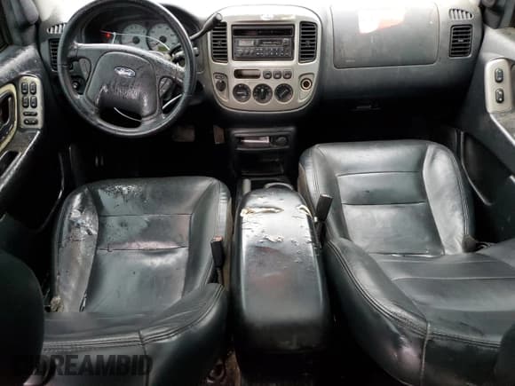 ✅ 2003 Ford Escape Limited • VIN: 1FMCU941X3KD47977 • Lot: 85054974. Listed on Copart with 303,773 mi. Free auction sales archive from the USA and detailed vehicle history report at DreamBid. Image 8.