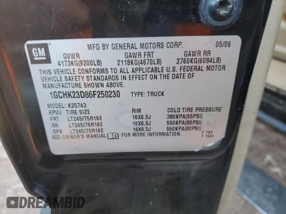 ✅ 2006 Chevrolet Silverado 2500HD LT3 • VIN: 1GCHK23D86F250230 • Лот: 91132345. Опубликован ранее на Copart с пробегом 219 822 миль. Бесплатный доступ к архиву аукционных продаж из США и подробный отчёт об истории автомобиля на DreamBid. Изображение 13.