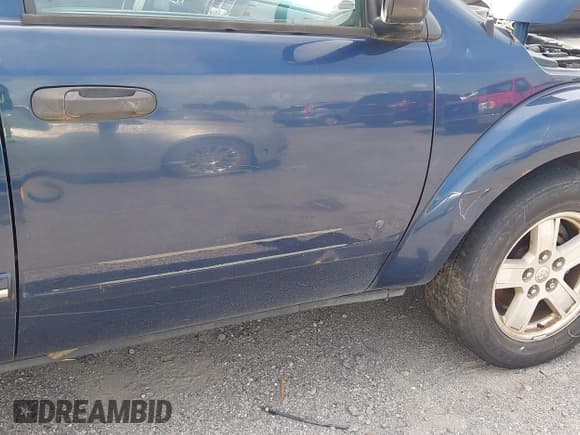 ✅ 2006 Dodge Durango Limited • VIN: 1D4HB58N16F178406 • Лот: 42580802. Опубликован ранее на IAAI с пробегом 275 383 миль. Бесплатный доступ к архиву аукционных продаж из США и подробный отчёт об истории автомобиля на DreamBid. Изображение 13.