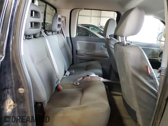 ✅ 2005 Dodge Dakota SLT • VIN: 1D7HW48N25S120408 • Lot: 64587485. Wystawiony na Copart z przebiegiem 343 505 mil. Bezpłatny archiwum sprzedaży aukcyjnych z USA i szczegółowy raport historii pojazdu na DreamBid. Zdjęcie 10.