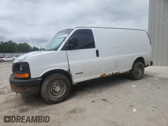 ✅ 2006 Chevrolet Express Cargo • VIN: 1GCGG25V661257290 • Lot: 69563625. Listed on Copart with 179,629 mi. Free auction sales archive from the USA and detailed vehicle history report at DreamBid. Image 1.
