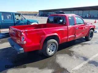 ✅ 2004 Dodge Dakota • VIN: 1D7GL12K84S590054 • Lot: 42271511. Wystawiony na IAAI z przebiegiem 73 713 mil. Bezpłatny archiwum sprzedaży aukcyjnych z USA i szczegółowy raport historii pojazdu na DreamBid. Zdjęcie 4.