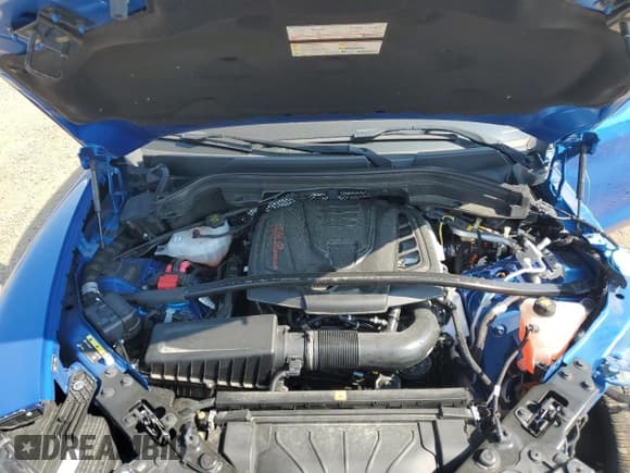 ✅ 2024 Alfa Romeo Stelvio Ti • VIN: ZASPAKBN5R7D71800 • Lot: 68111995. Wystawiony na Copart z przebiegiem 18 929 mil. Bezpłatny archiwum sprzedaży aukcyjnych z USA i szczegółowy raport historii pojazdu na DreamBid. Zdjęcie 12.