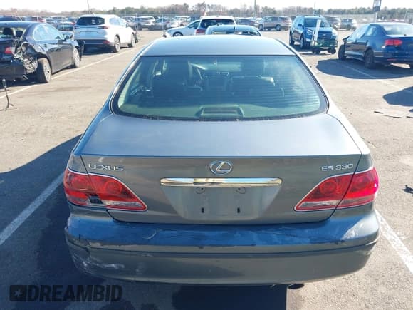 ✅ 2005 Lexus ES 350 • VIN: JTHBA30G455106464 • Lot: 43745204. Wystawiony na IAAI z przebiegiem 231 594 mil. Bezpłatny archiwum sprzedaży aukcyjnych z USA i szczegółowy raport historii pojazdu na DreamBid. Zdjęcie 6.