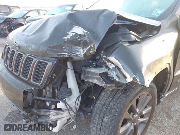 ✅ 2016 Jeep Grand Cherokee Limited 75th Anniversary • VIN: 1C4RJEBG1GC499962 • Lot: 42128790. Listed on IAAI with 86,720 mi. Free auction sales archive from the USA and detailed vehicle history report at DreamBid. Image 6.